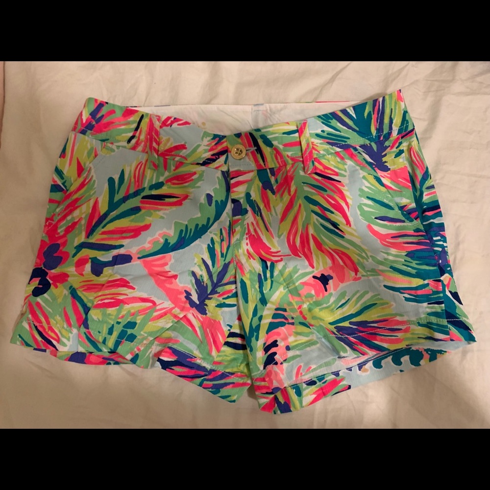 Lilly Pulitzer Size 8 Callahan shorts